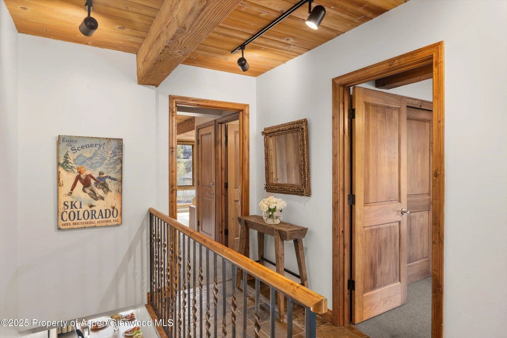 16 of 33 - 1039 E Cooper Avenue 21a, Aspen, CO