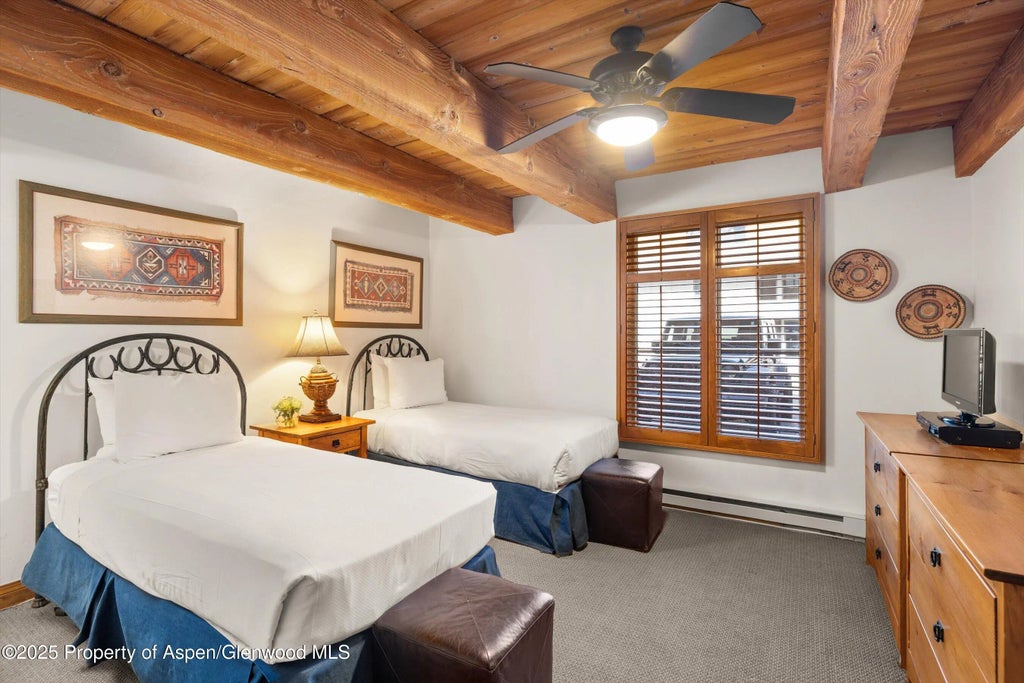 20 of 33 - 1039 E Cooper Avenue 21a, Aspen, CO