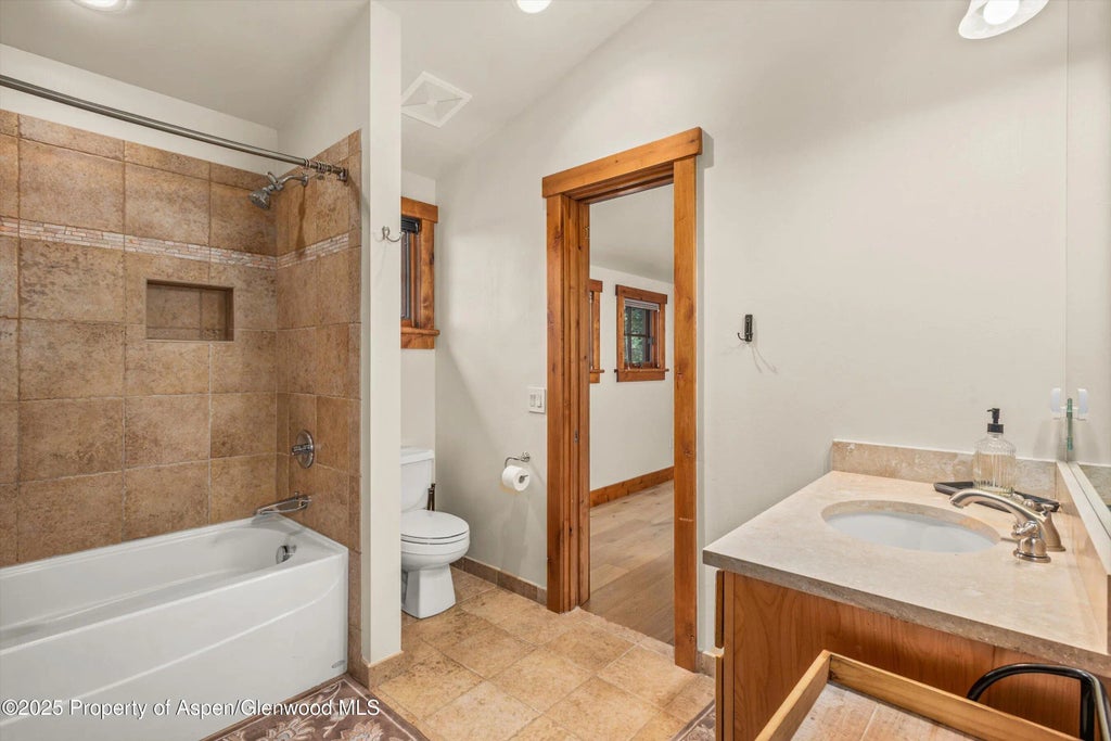 35 of 65 - 10 Patterson Drive, Carbondale, CO