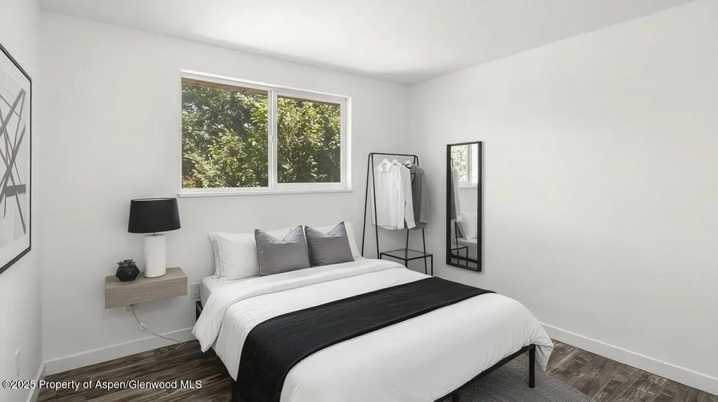 13 of 21 - 712 E 3rd Street, Rifle, CO