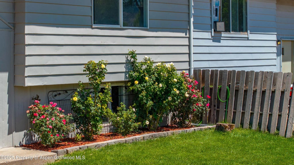 20 of 21 - 712 E 3rd Street, Rifle, CO