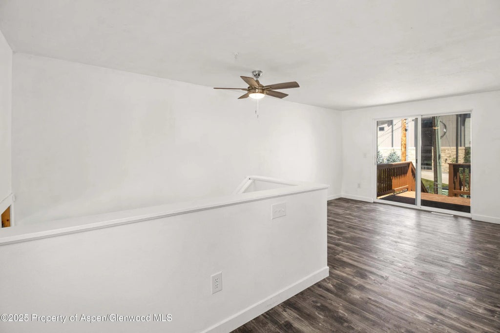 6 of 21 - 712 E 3rd Street, Rifle, CO