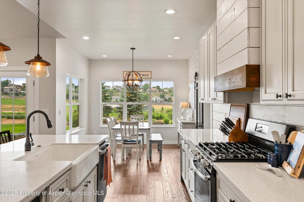 4 of 26 - 1205 E 17th Street, Rifle, CO