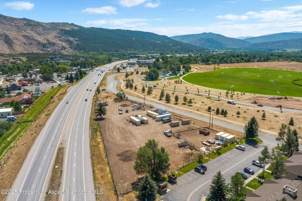 1 of 18 - 257 Valley Road, ElJebel, CO