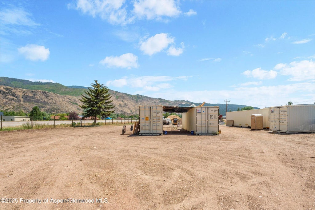 15 of 18 - 257 Valley Road, ElJebel, CO