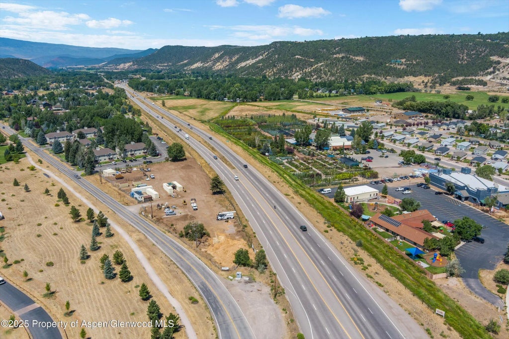 6 of 18 - 257 Valley Road, ElJebel, CO