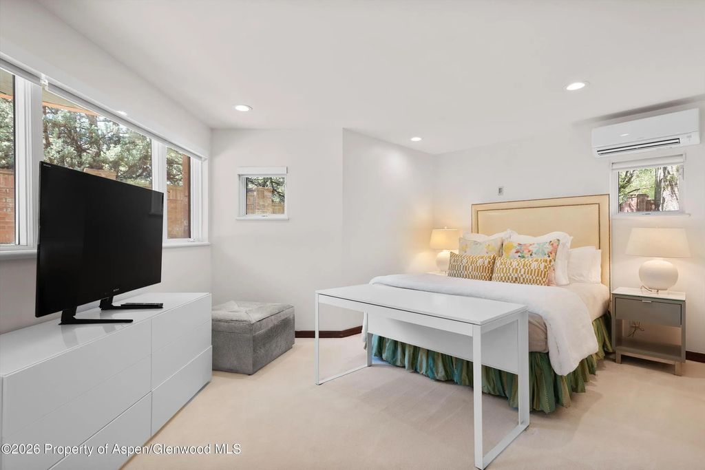 31 of 36 - 208 S Spring Street #1, Aspen, CO