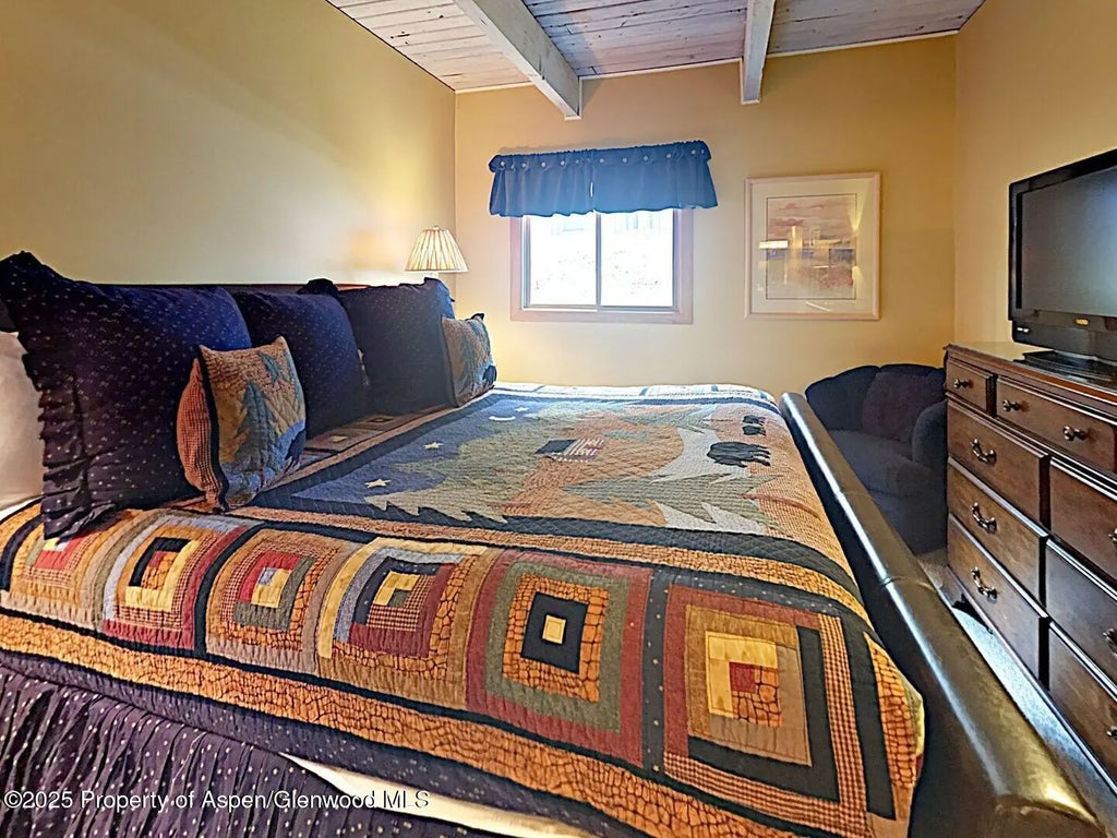 4 of 7 - 690 Carriage Way Unit B2g, Snowmass Village, CO