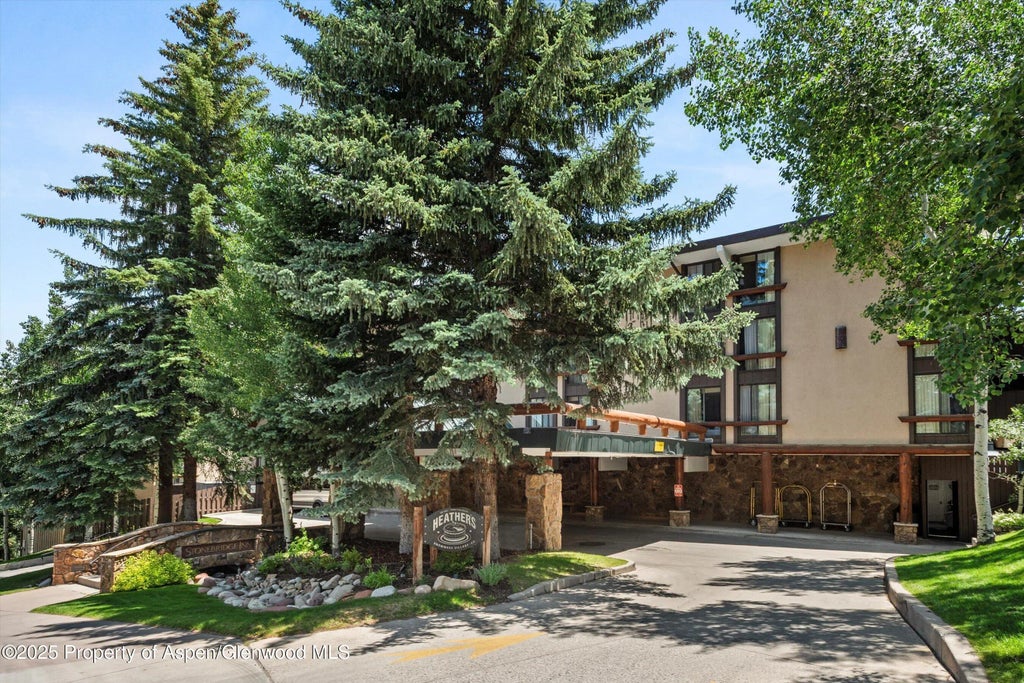 300 Carriage Way 623, Snowmass Village