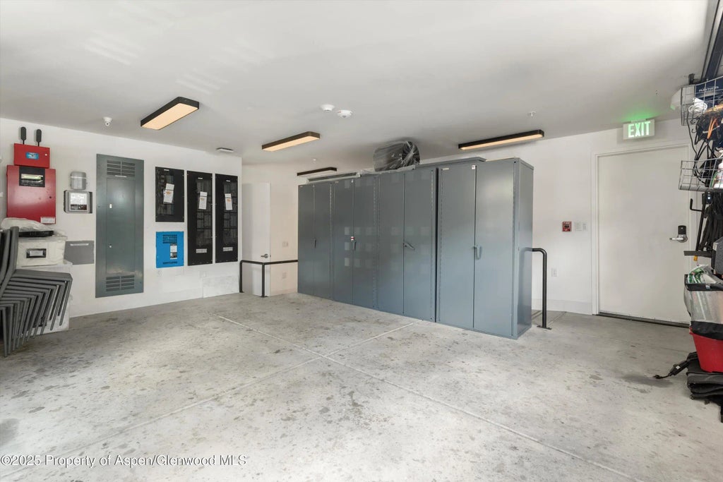 48 of 50 - 627 E Hopkins Avenue, Aspen, CO