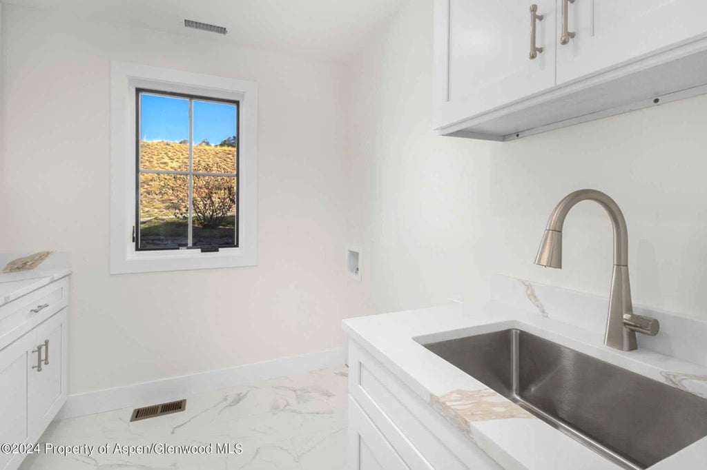 14 of 32 - 420 Deer Valley Drive, New Castle, CO