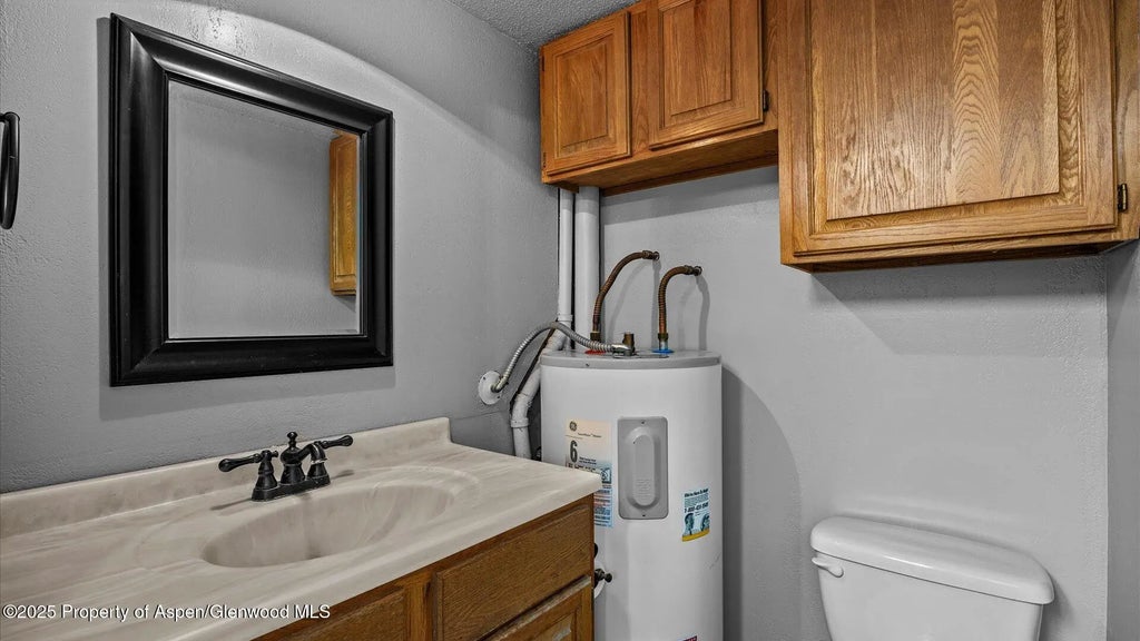 18 of 41 - 10467 County Road 320, Rifle, CO