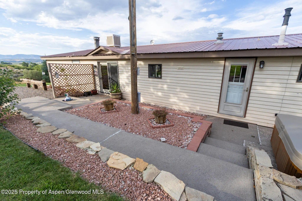38 of 54 - 1903 County Road 43, Meeker, CO