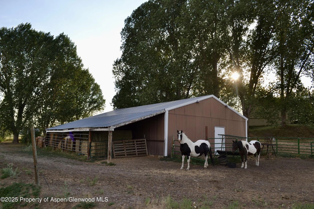 6 of 30 - 34804 N Highway 13, Craig, CO