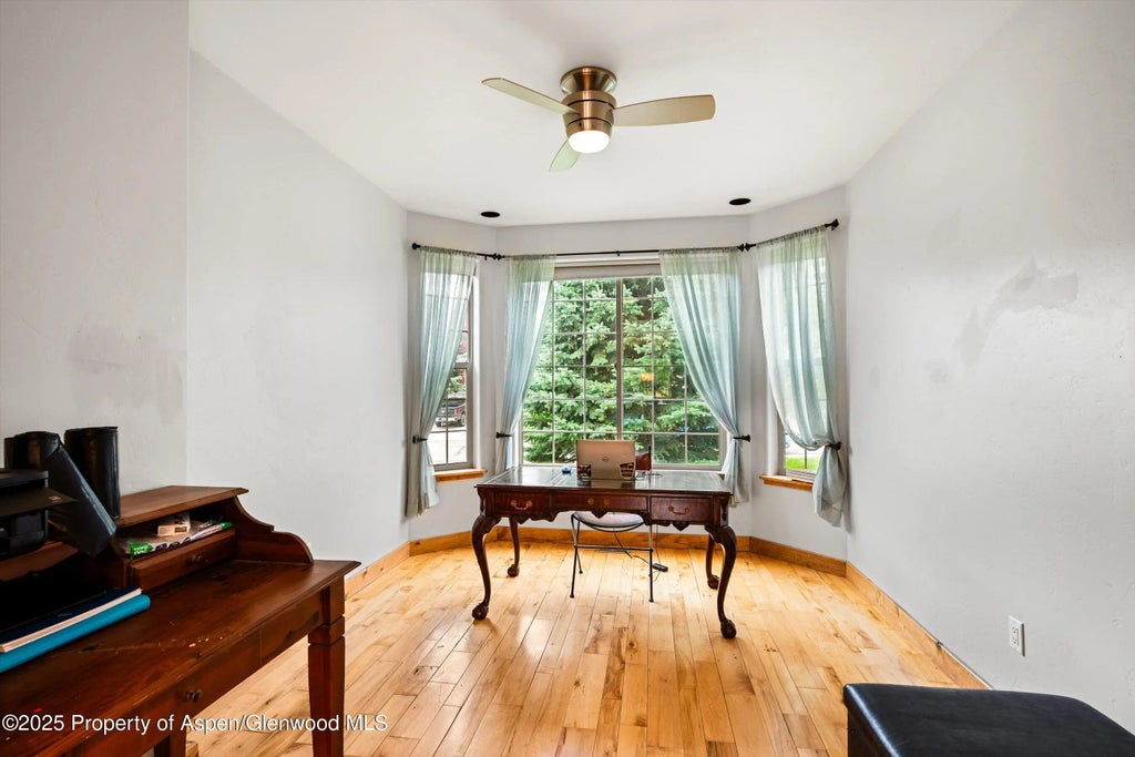 11 of 36 - 258 Blackhawk Drive, New Castle, CO