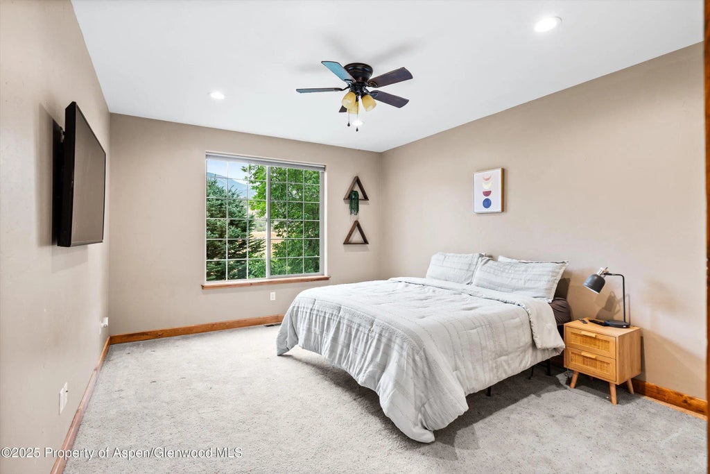 14 of 36 - 258 Blackhawk Drive, New Castle, CO