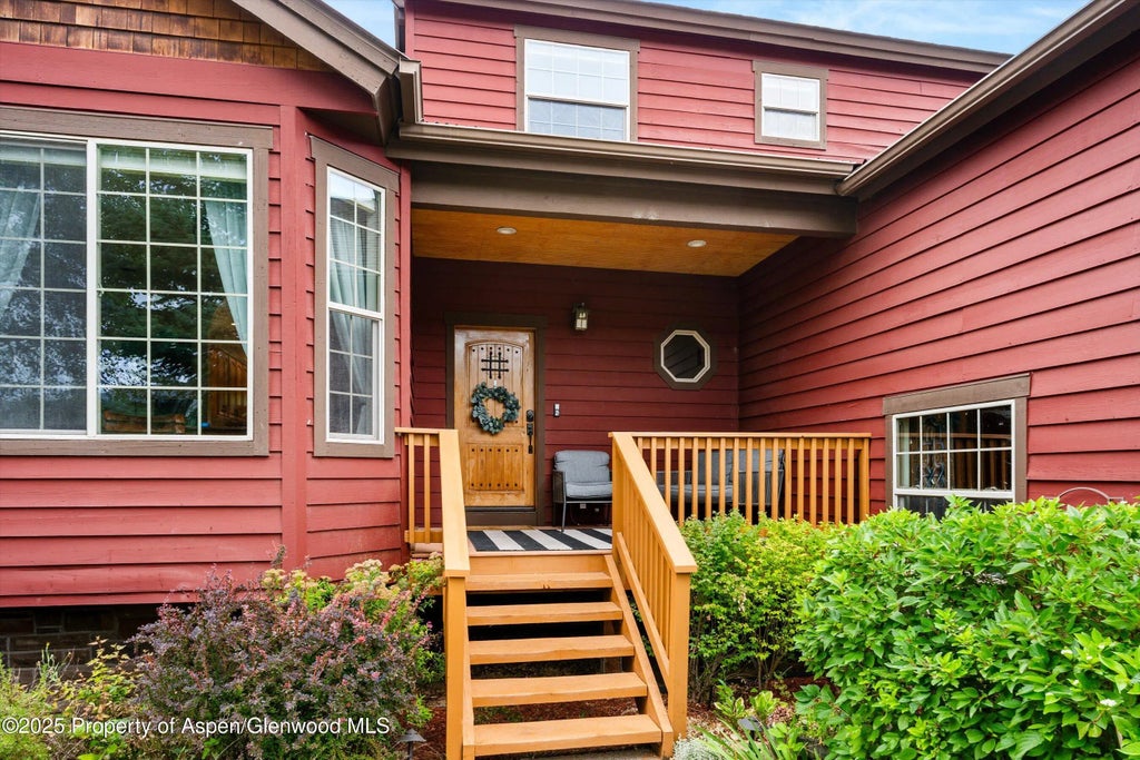 3 of 36 - 258 Blackhawk Drive, New Castle, CO