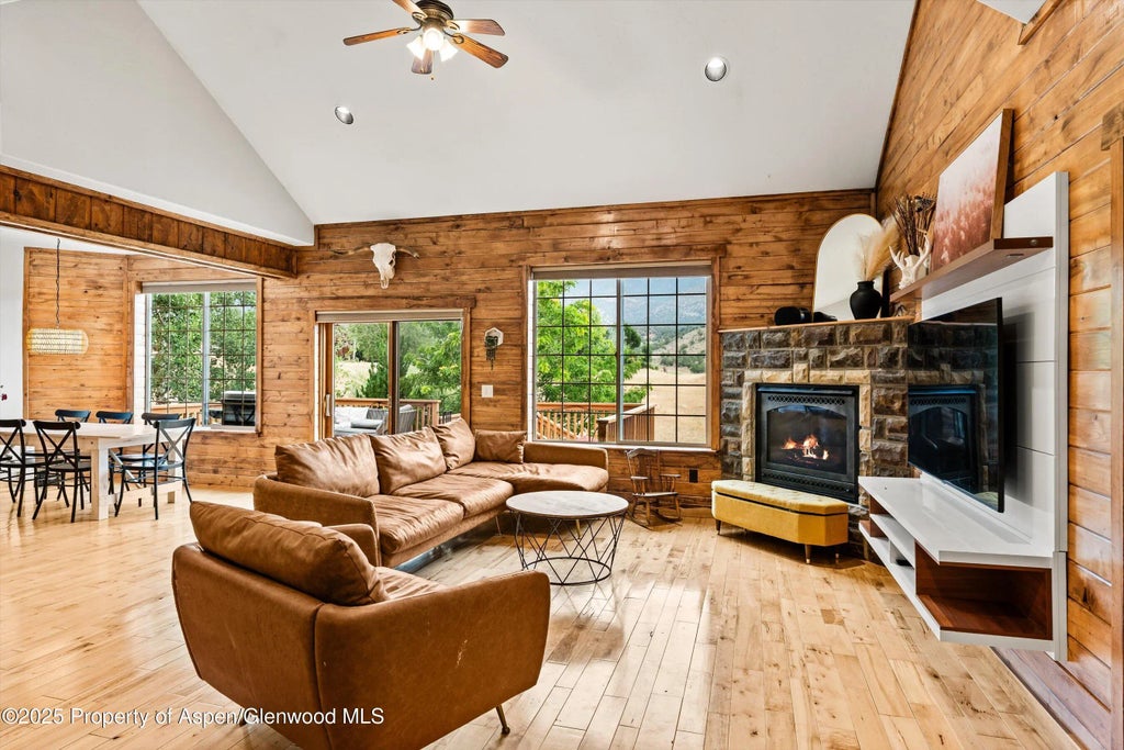 4 of 36 - 258 Blackhawk Drive, New Castle, CO