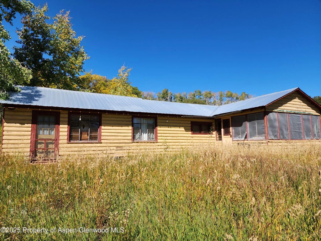 26 of 51 - 2586 26 1/10 Road, Gateway, CO