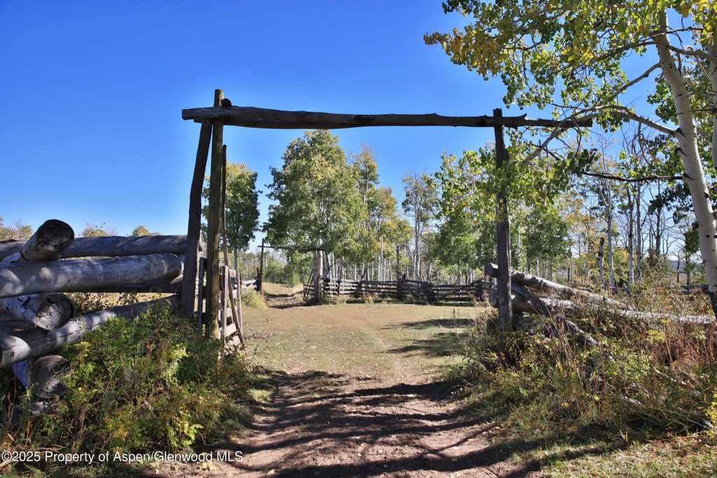 3 of 51 - 2586 26 1/10 Road, Gateway, CO
