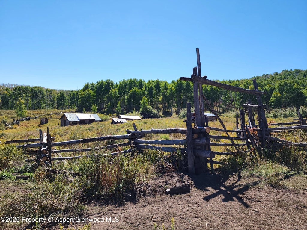 8 of 51 - 2586 26 1/10 Road, Gateway, CO