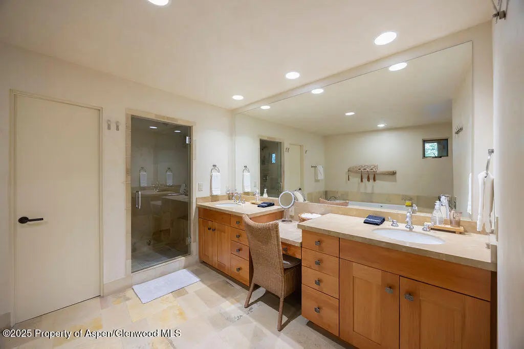 7 of 44 - 109 Neale Avenue, Aspen, CO