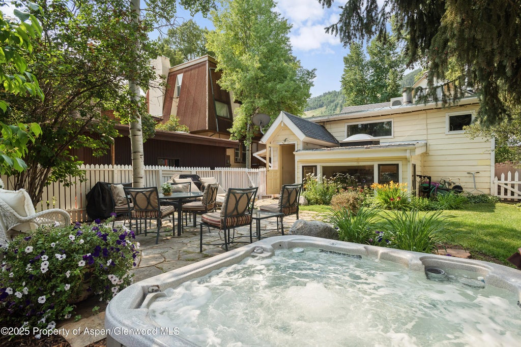 19 of 21 - 214 W Hyman Avenue, Aspen, CO