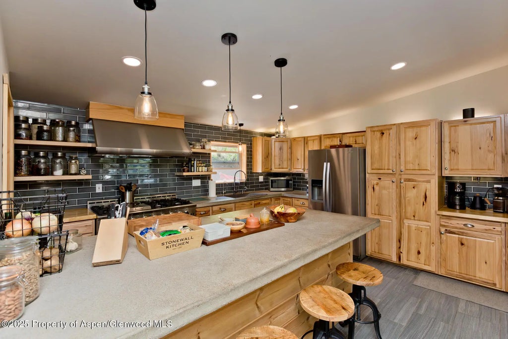 14 of 54 - 716 1/2 Minter Avenue, Glenwood Springs, CO