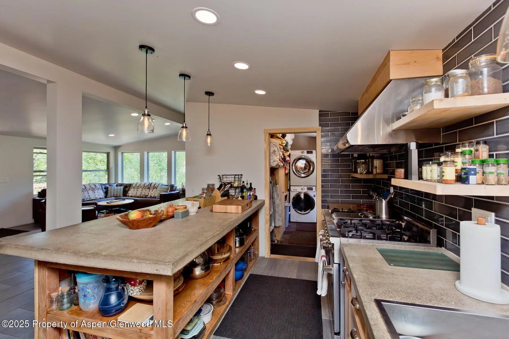 16 of 54 - 716 1/2 Minter Avenue, Glenwood Springs, CO