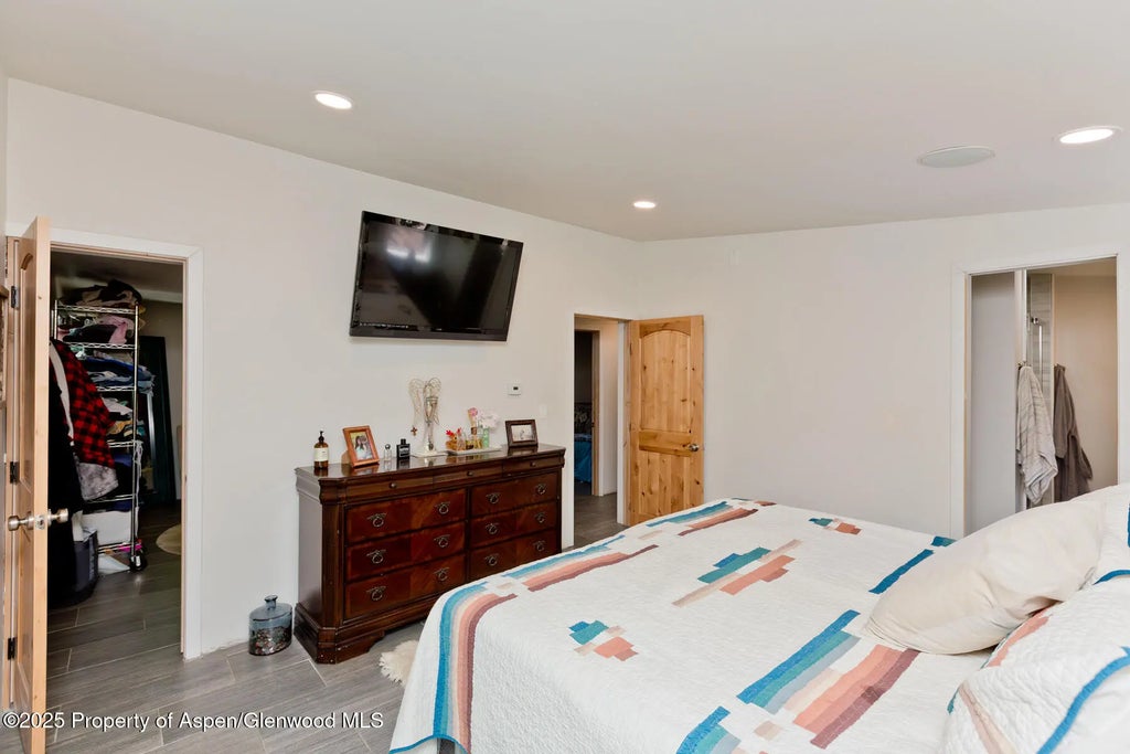 23 of 54 - 716 1/2 Minter Avenue, Glenwood Springs, CO