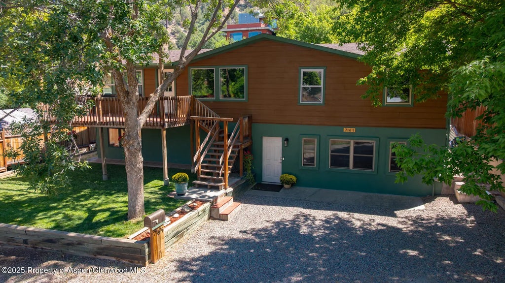 3 of 54 - 716 1/2 Minter Avenue, Glenwood Springs, CO