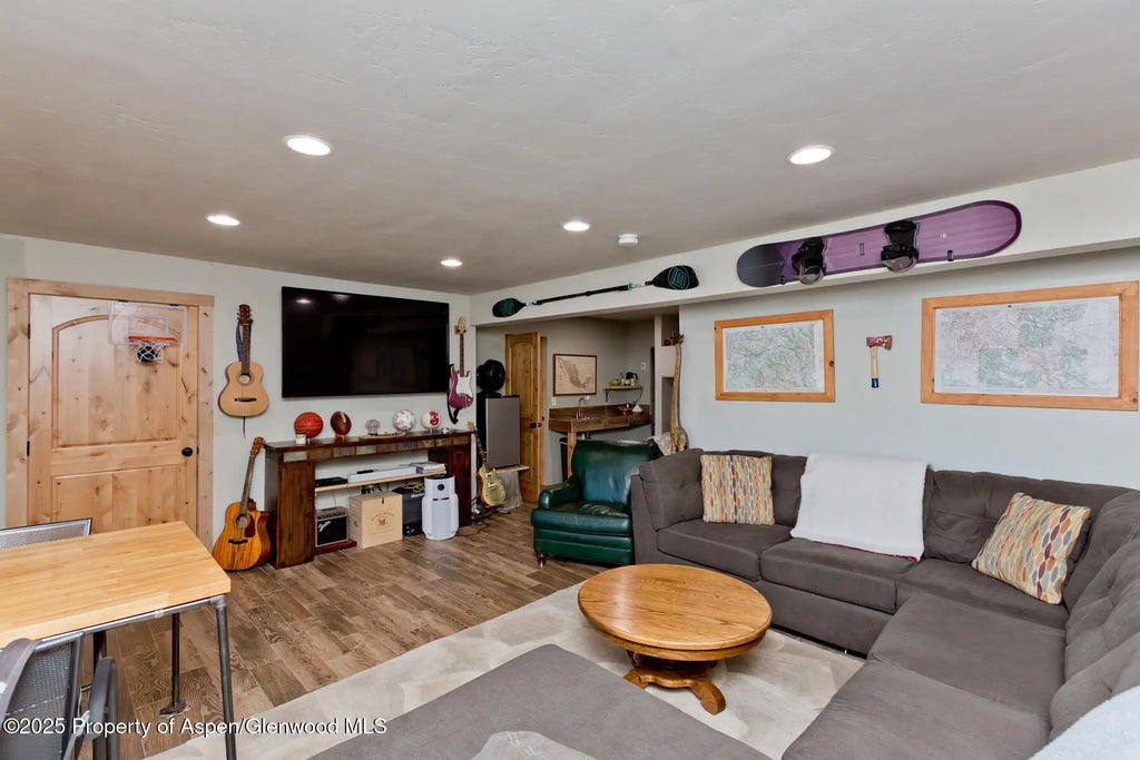 39 of 54 - 716 1/2 Minter Avenue, Glenwood Springs, CO