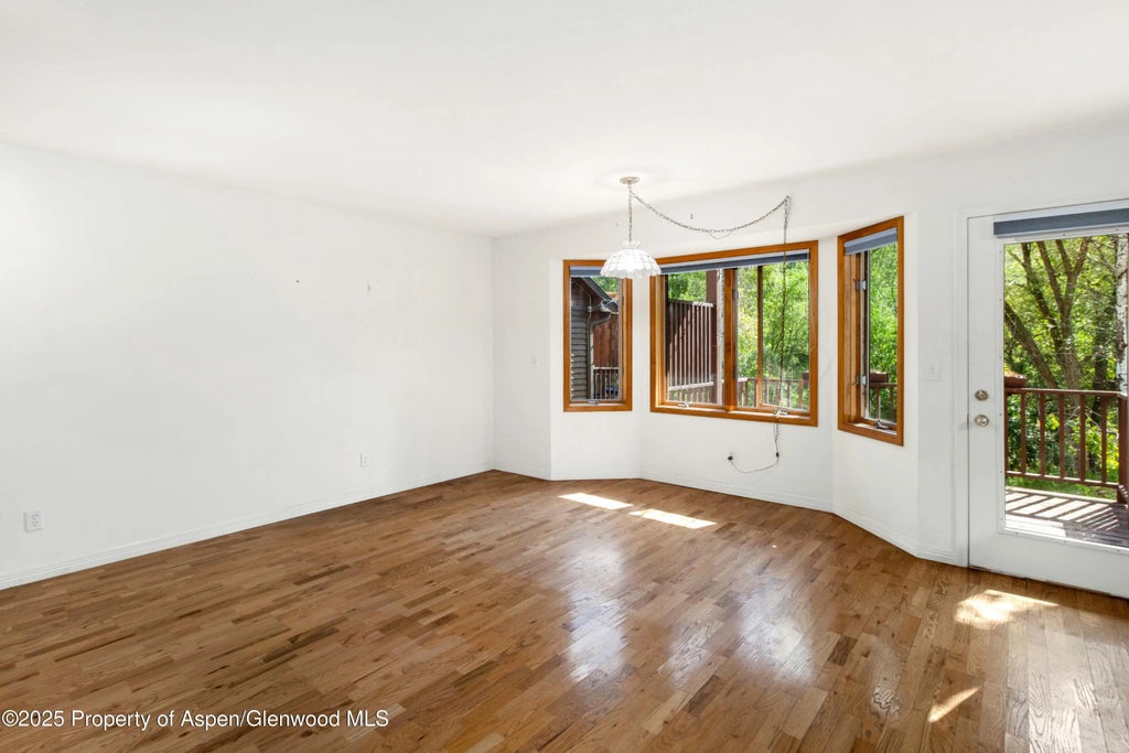 10 of 36 - 1069 Park West Drive, Glenwood Springs, CO