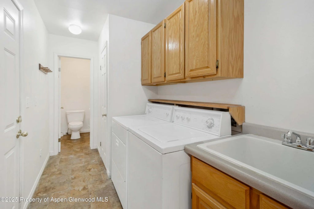 15 of 36 - 1069 Park West Drive, Glenwood Springs, CO