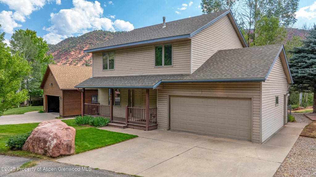2 of 36 - 1069 Park West Drive, Glenwood Springs, CO