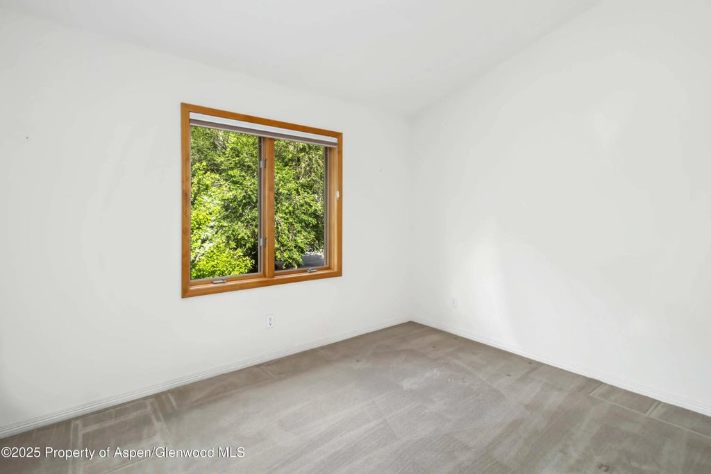 22 of 36 - 1069 Park West Drive, Glenwood Springs, CO