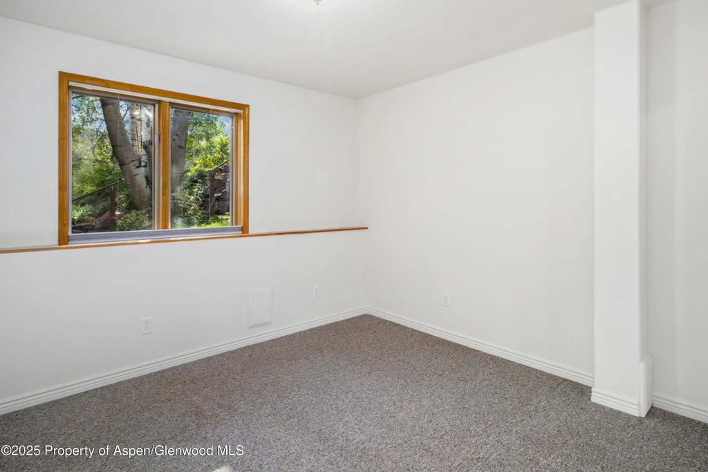 29 of 36 - 1069 Park West Drive, Glenwood Springs, CO