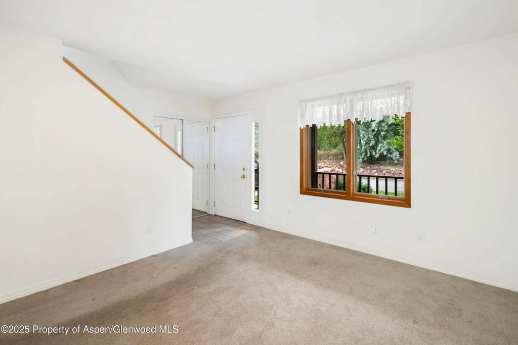 8 of 36 - 1069 Park West Drive, Glenwood Springs, CO