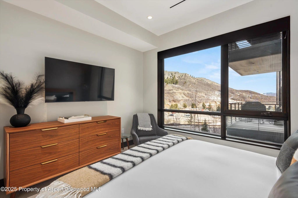 19 of 43 - 77 Wood Road 303, Snowmass Village, CO