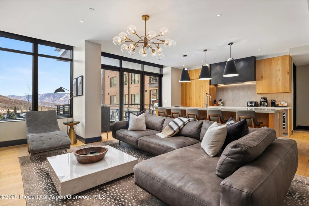 4 of 43 - 77 Wood Road 303, Snowmass Village, CO