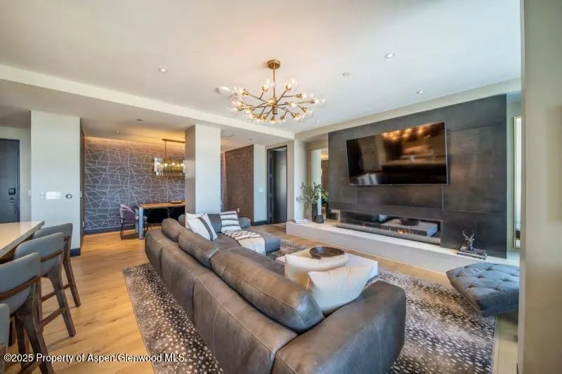 6 of 43 - 77 Wood Road 303, Snowmass Village, CO