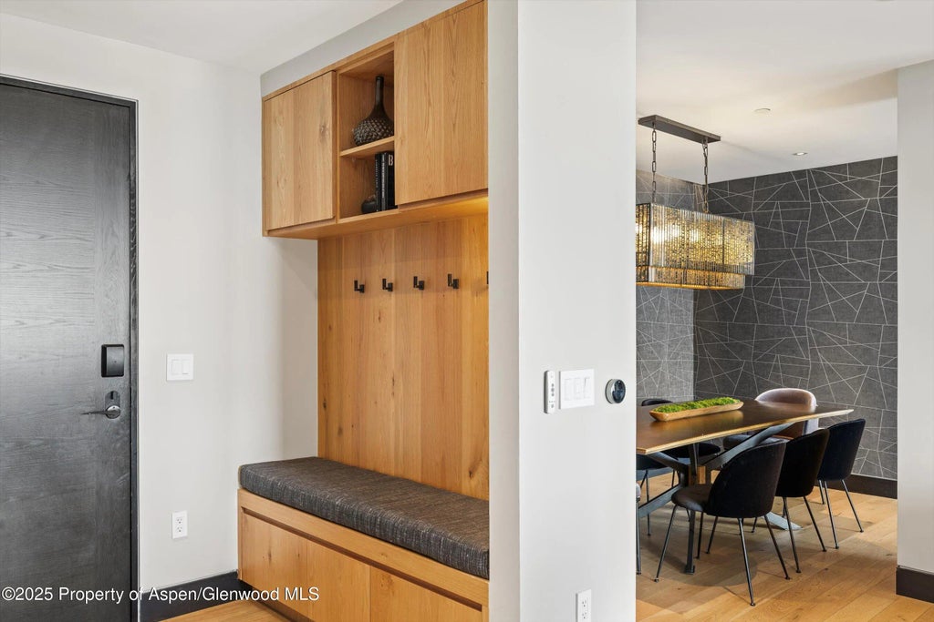 9 of 43 - 77 Wood Road 303, Snowmass Village, CO