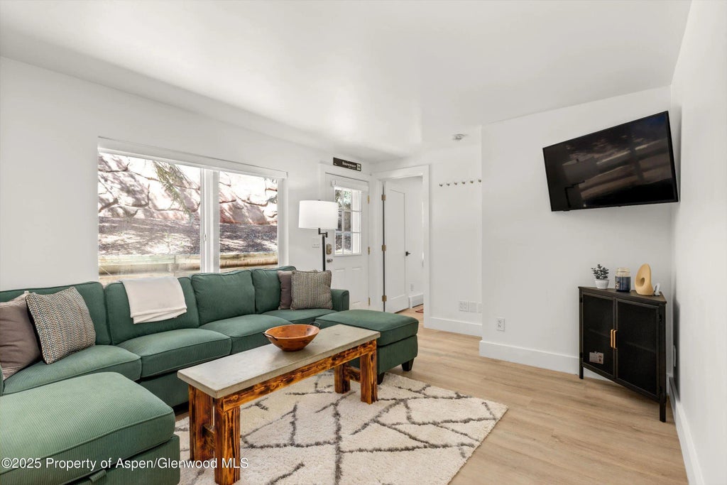 4 of 14 - 304 Waterview Drive, Snowmass, CO