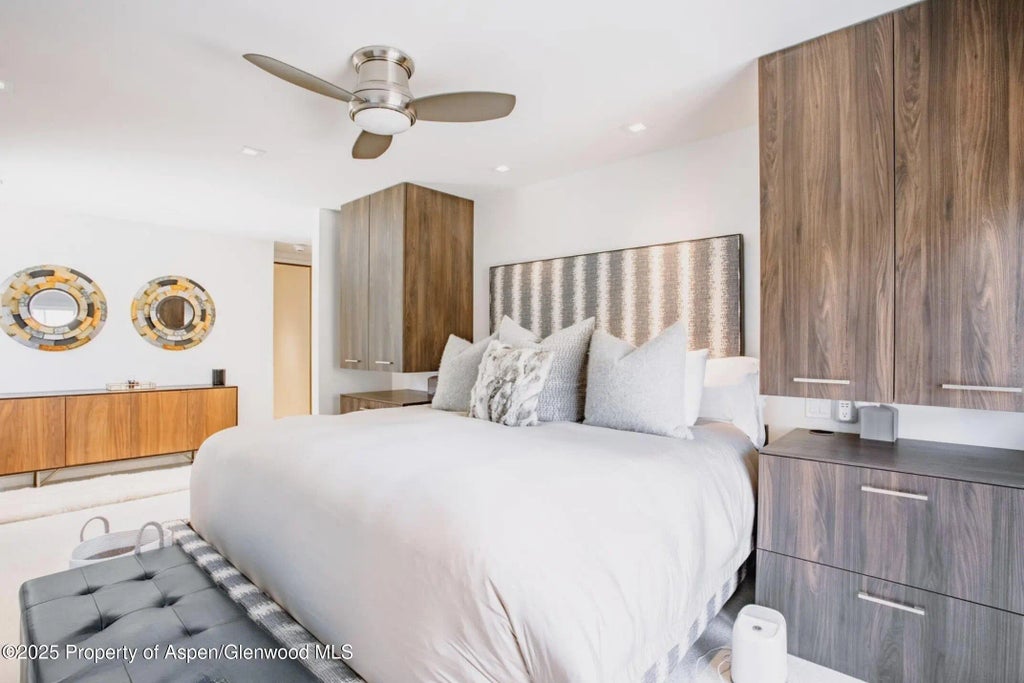 8 of 13 - 210 E Cooper Avenue 3g, Aspen, CO