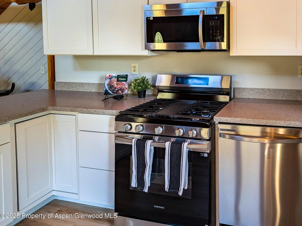 10 of 34 - 96 Apache Drive, New Castle, CO