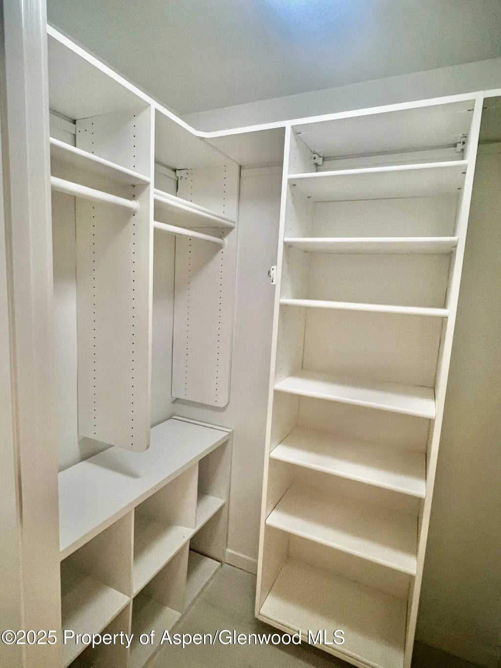 8 of 13 - 100 E Cooper Avenue 2, Aspen, CO