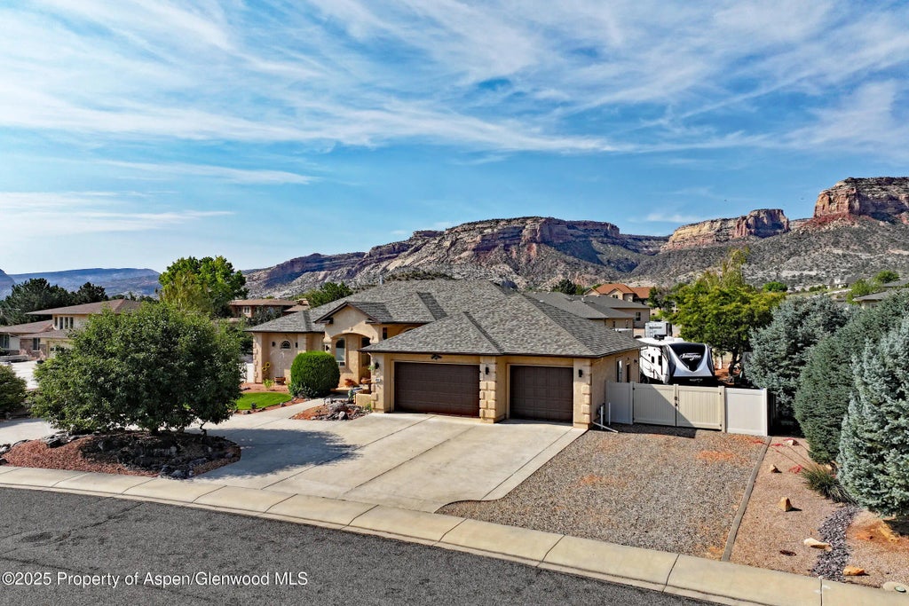 3 of 40 - 339 Canyon Rim Court, Grand Junction, CO