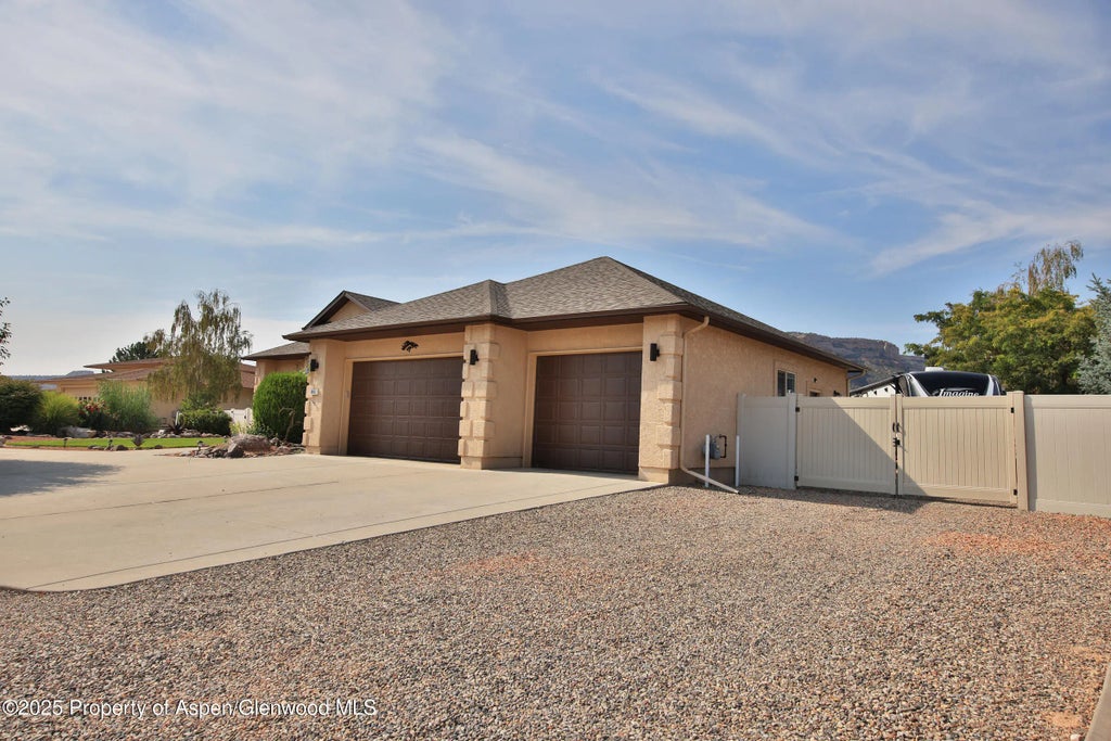 37 of 40 - 339 Canyon Rim Court, Grand Junction, CO