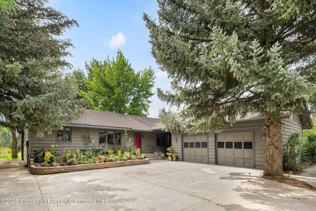 3 of 44 - 283 Meadow Lane, Glenwood Springs, CO