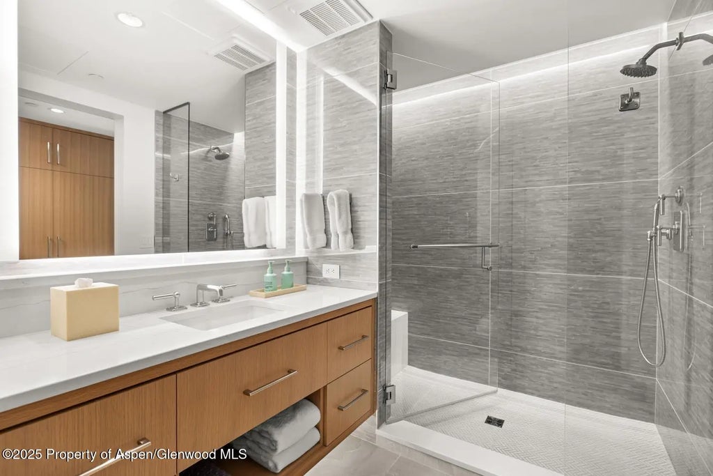 24 of 50 - 130 Wood Road 265-267, Snowmass Village, CO